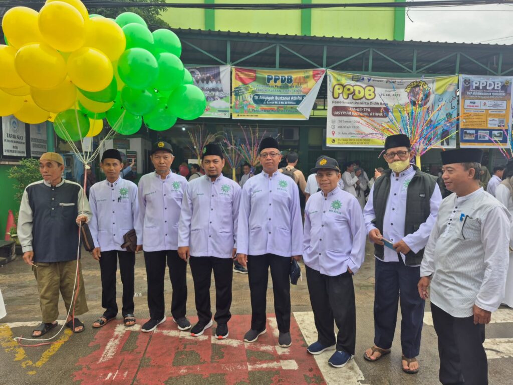 Pimpinan Daerah Muhammadiyah Kutai Kartanegara Gelar Pawai Ta’aruf Sambut Ramadhan 1446 H 1 WhatsApp Image 2025 02 26 at 09.59.40